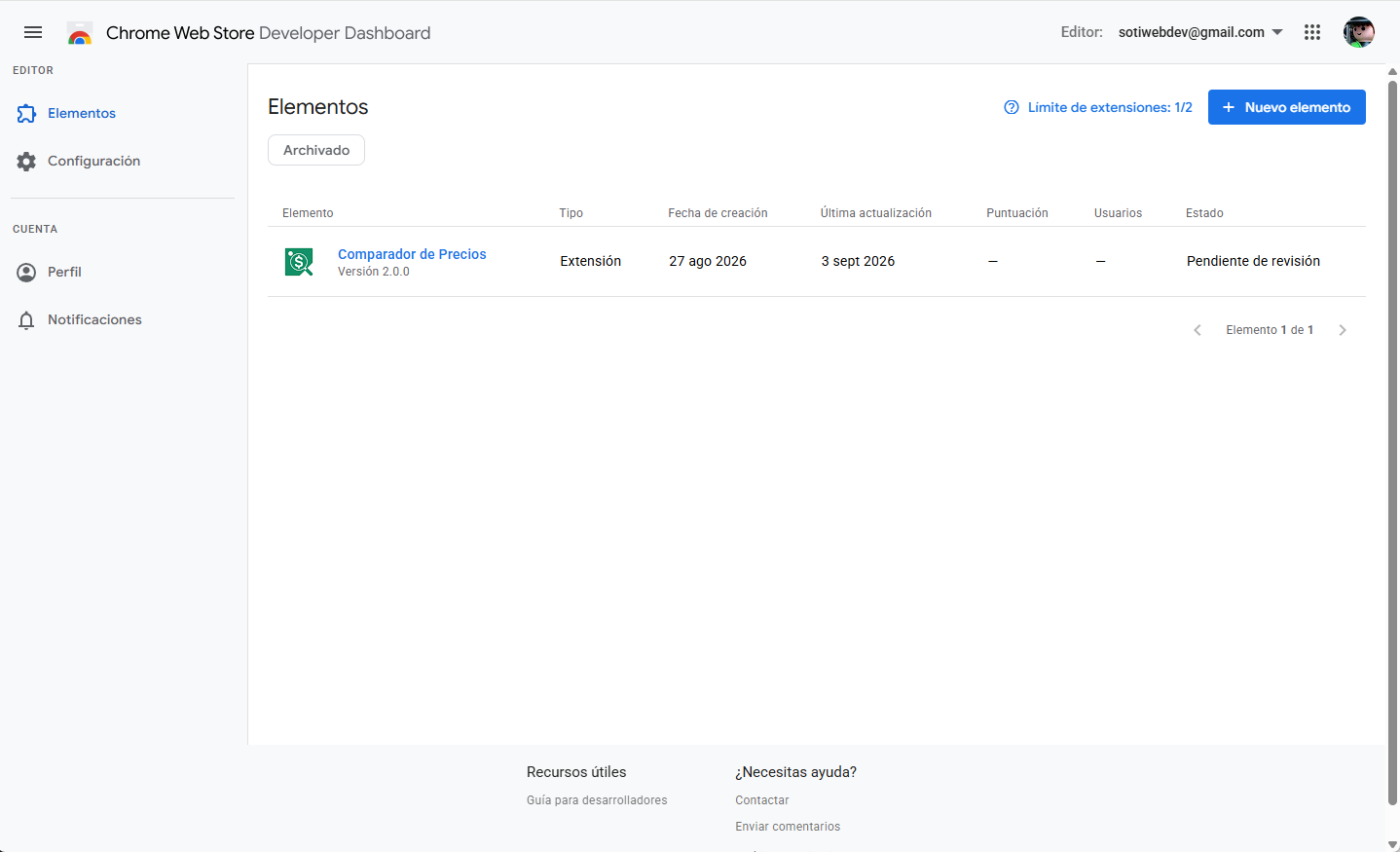 Chrome Web Store Developer Dashboard mostrando Comparador de Precios, versión 2.0.0, con estado 'Pendiente de revisión'